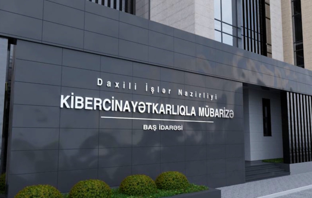 Süni intellekt proqramlarından istifadə yolu ilə qadınları şantaj edən şəxs saxlanılıb VİDEO