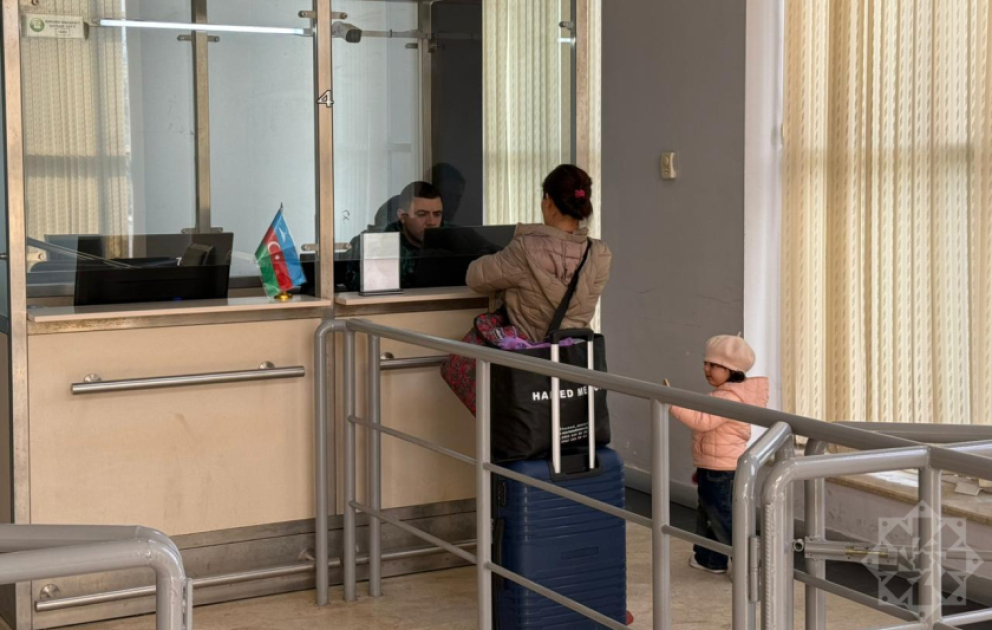 Azerbaijan facilitates evacuation of 15 more foreign nationals from Iran VIDEO
