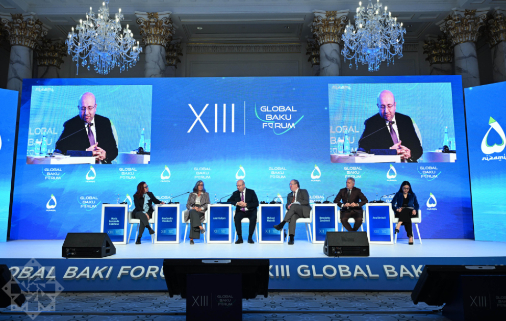 Bakı Qlobal Forumu: “Mənzil məsələləri üzrə qlobal əməkdaşlıq: WUF13 üçün perspektivlər” - YENİLƏNİB VİDEO