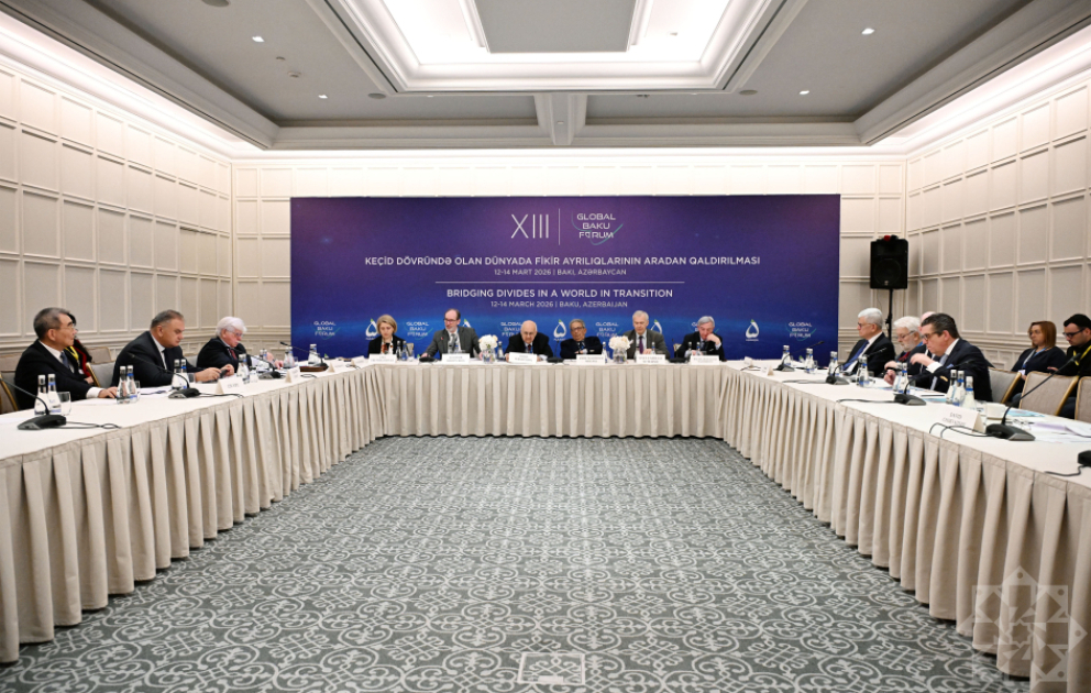 Qlobal Bakı Forumu çərçivəsində Cənub-Şərqi Avropa və Transxəzər Biznes Sammiti VİDEO