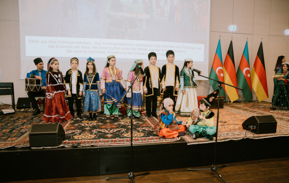 Berlindəki Azərbaycan Mədəniyyət Mərkəzində Novruz şənliyi VİDEO