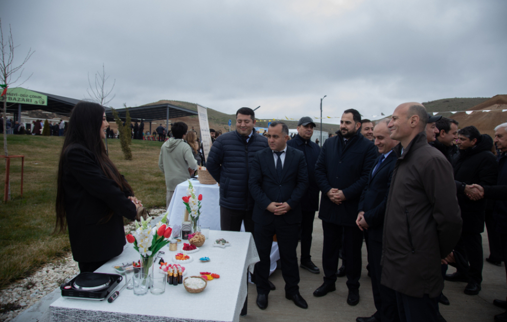 В Хоровлу зажжен новрузовский костер ВИДЕО