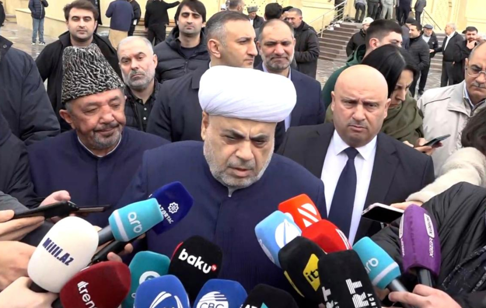 Allahşükür Paşazadə: Dua edirik ki, müharibələr tezliklə dayansın VİDEO