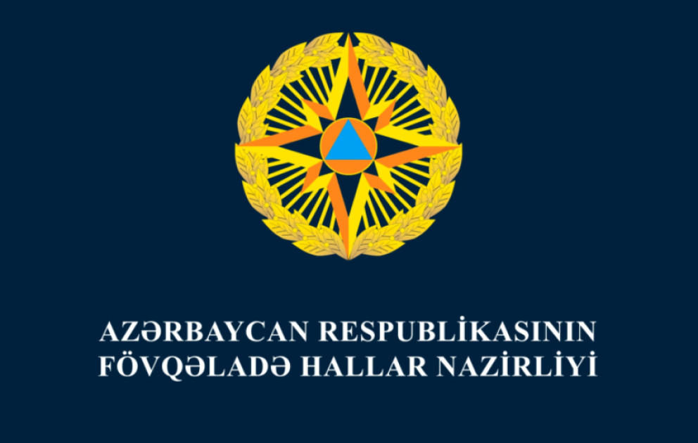 Xətaidə kanalizasiya kollektoru çöküb, bəzi evləri su basıb VİDEO