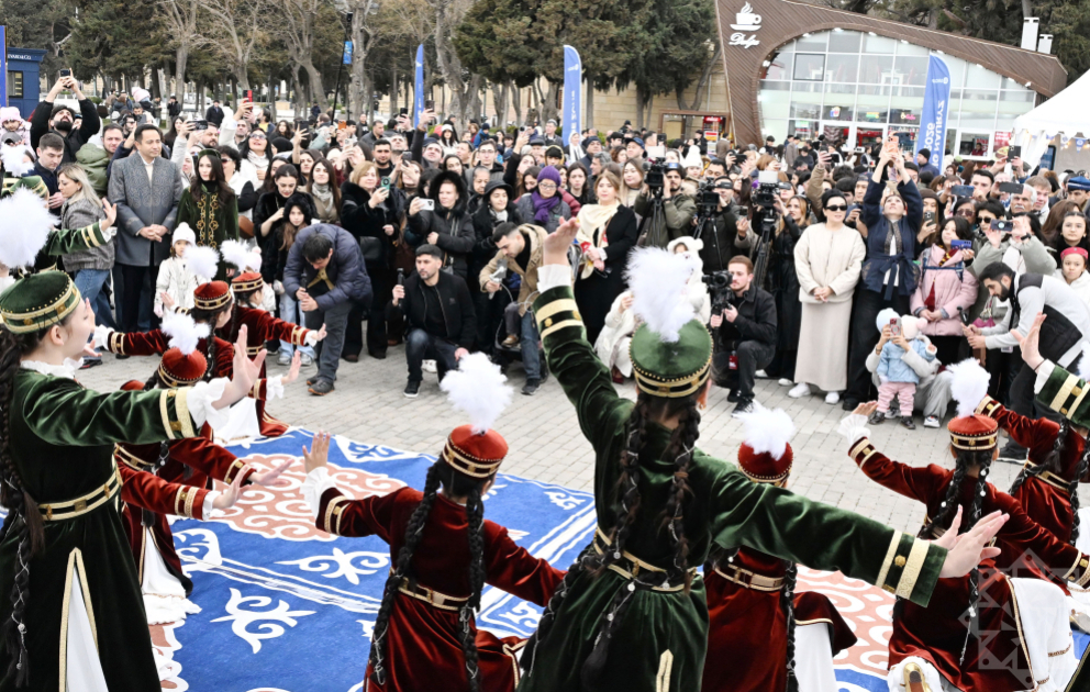 Bakıda Novruz bayramı: Qazaxıstanın rəngləri, dadları və ənənələri ilə birlikdə VİDEO
