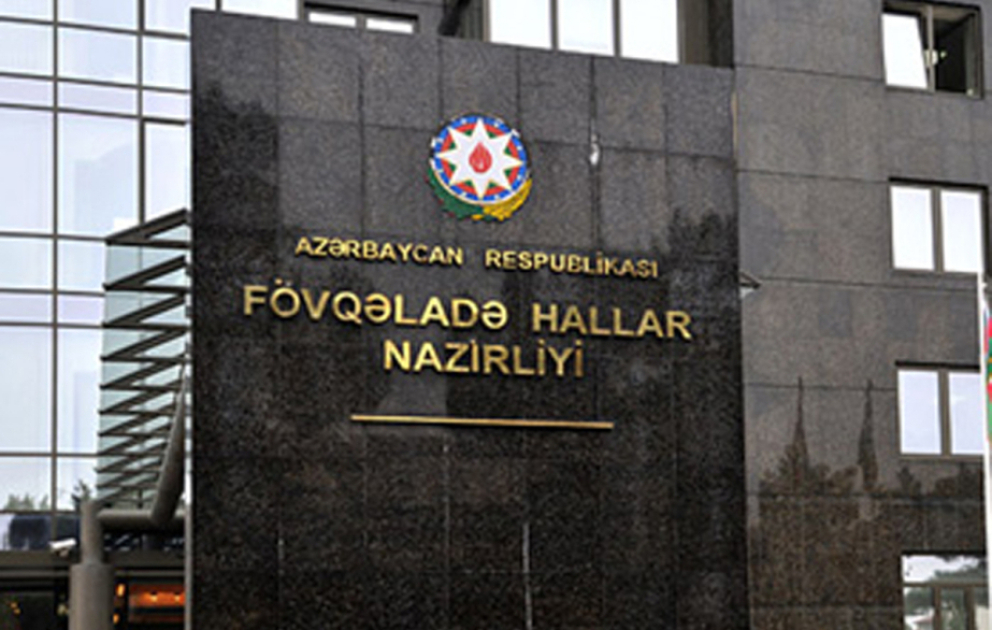 FHN: Nizamsız park edilmiş avtomobillər fövqəladə hadisə zamanı xüsusi təyinatlı nəqliyyat vasitələrinin işinə maneə yaradır VİDEO