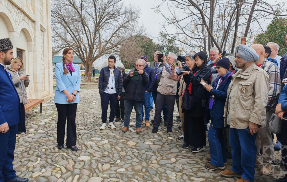 Beynəlxalq səyyahlar Ağdam şəhəri ilə tanış olublar - YENİLƏNİB VİDEO