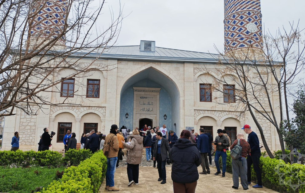 International travelers visit the city of Aghdam VIDEO