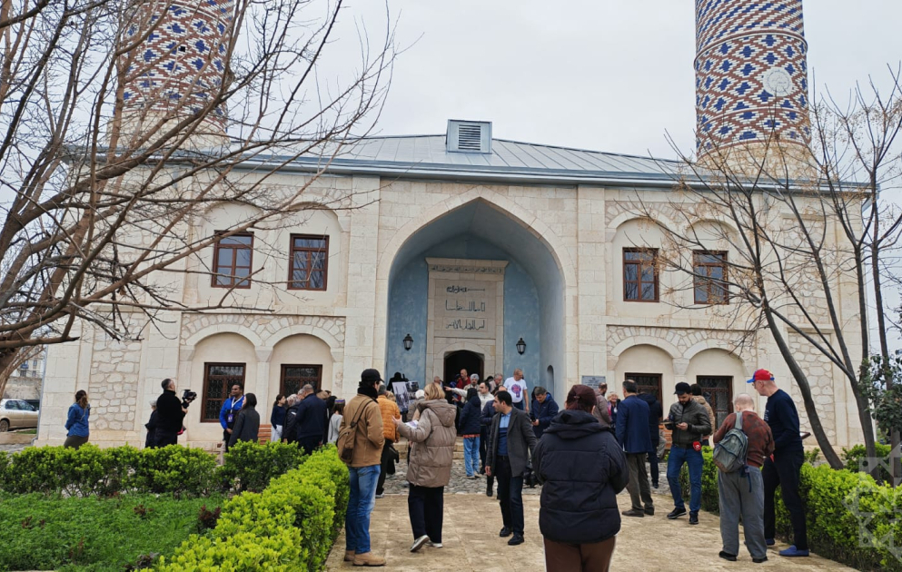 Internationale Reisende besuchen Aghdam VIDEO