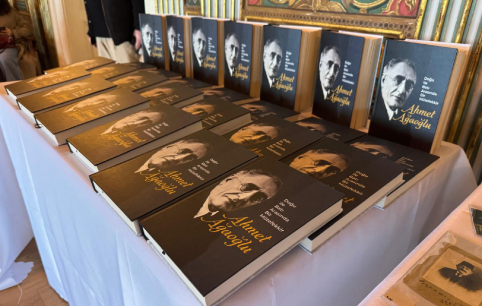 В Стамбуле презентована книга об Ахмед беке Агаоглу ВИДЕО
