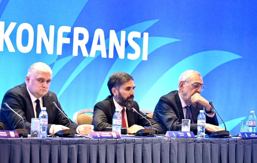 Rövşən Nəcəf: Ayxan Abbasovun gəlişindən sonra milli komandada intizam və inkişaf hiss olunur VİDEO