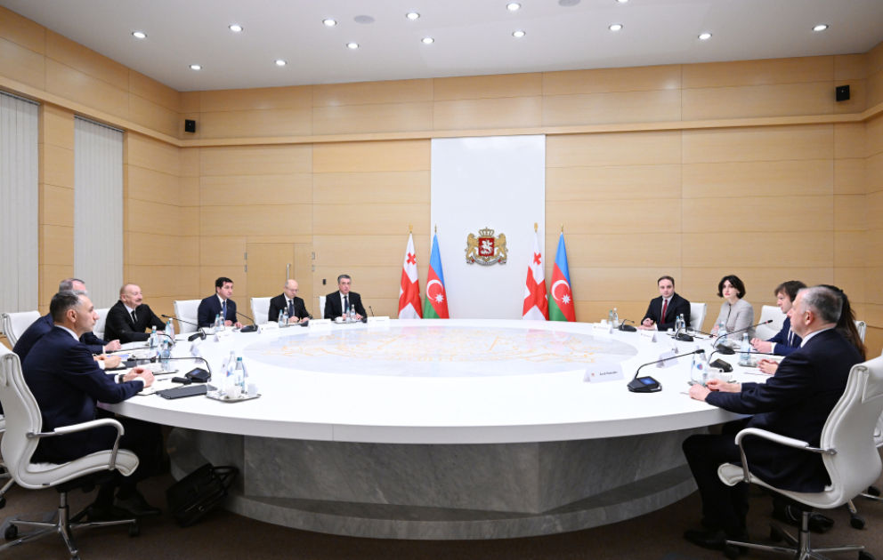 President Ilham Aliyev held expanded meeting with Georgian Prime Minister Irakli Kobakhidze VIDEO