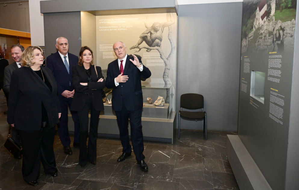 Tbilissi: Mehriban Aliyeva visite le Musée national de Géorgie VIDEO