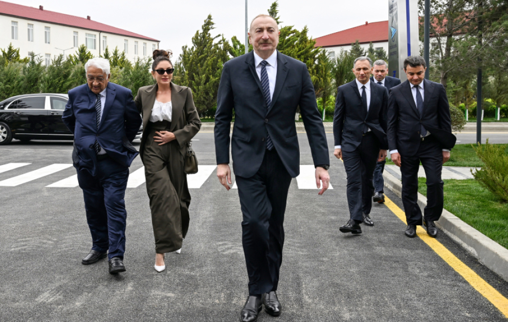 Президент Ильхам Алиев принял участие в открытии Международного учебного центра в Национальной академии авиации ВИДЕО
