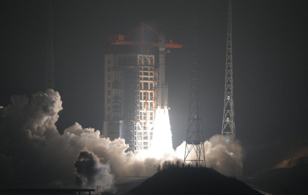 La Chine lance un nouveau groupe de satellites Internet VIDEO