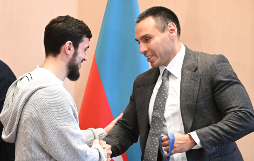 Renewed Paris 2024 Olympic medals presented to Azerbaijani athletes VİDEO