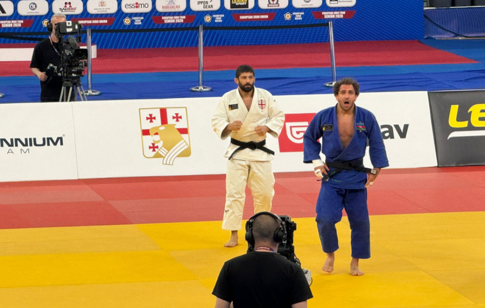 Hidayət Heydərov Avropa çempionatında gümüş medal qazanıb VİDEO