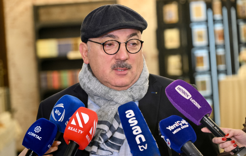 Bəhram Bağırzadə: Anar Məmmədxanov məni 16 yaşımda “kəşf edərək” komandaya çağırdı VİDEO