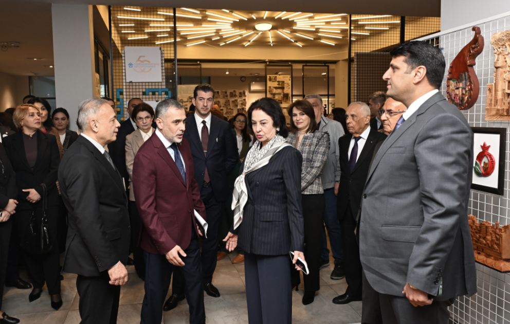 Gələcək dizaynerlərin yaradıcılıq platforması – “Dizayn həftəsi”nin rəsmi açılış mərasimi olub VİDEO