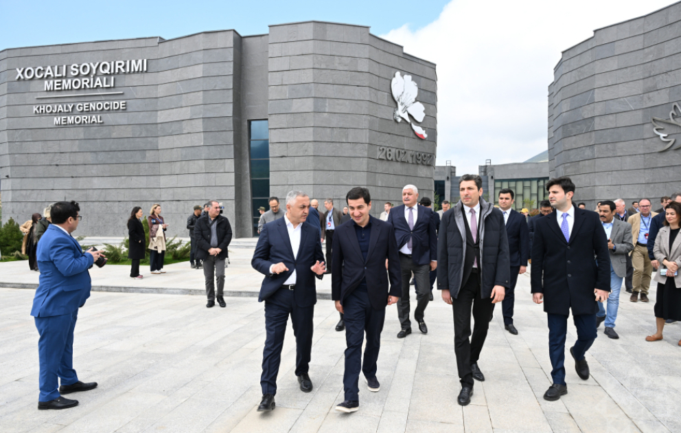 Diplomatik korpusun nümayəndələri Xocalı Soyqırımı Memorialında olublar VİDEO