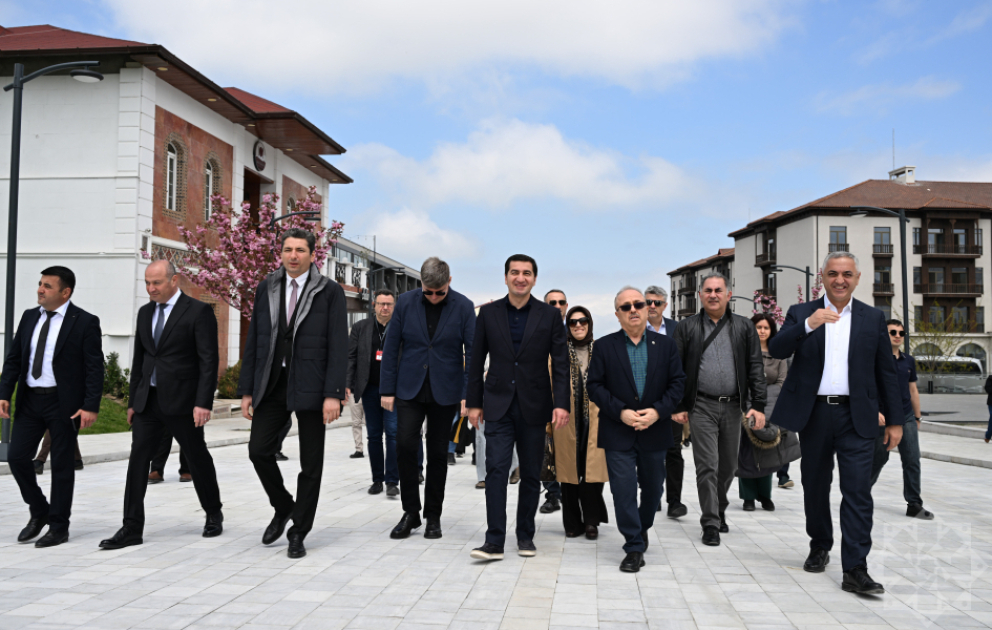 Diplomatik korpusun nümayəndələri Xankəndi Zəfər parkına gəliblər VİDEO