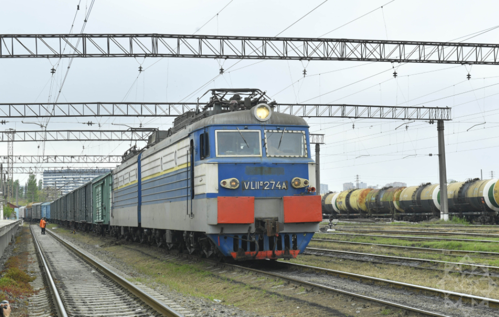 Weitere zehn Waggons mit russischem Dünger über Aserbaidschan nach Armenien transportiert VIDEO
