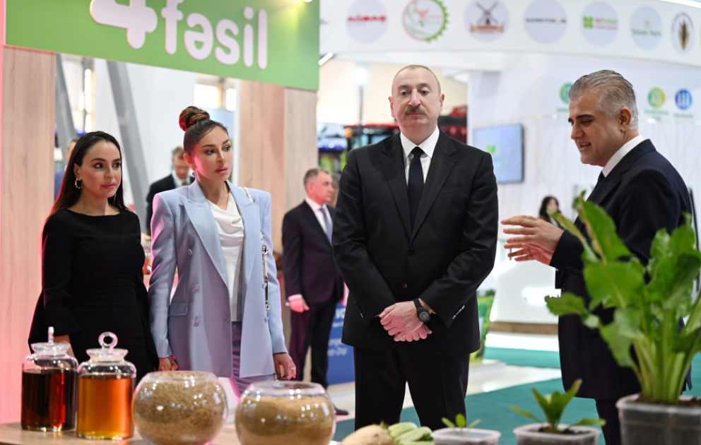 Präsident Ilham Aliyev besucht Fachmessen für Landwirtschaft und Lebensmittelindustrie 19. „Caspian Agro Week“ und 31. “InterFood Azerbaijan“ AKTUALISIERT VIDEO