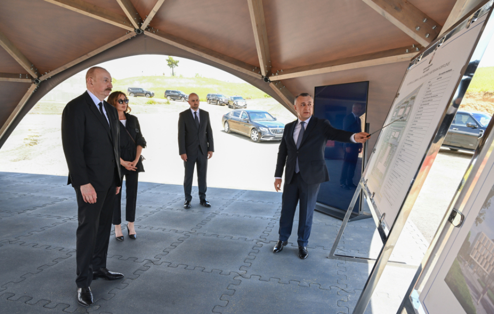 President Ilham Aliyev and First Lady Mehriban Aliyeva inspected construction of Jabrayil District Central Hospital VIDEO