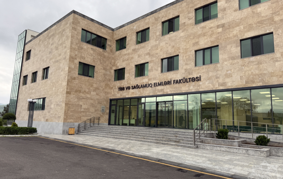 Qarabağ Universitetinin Tibb və sağlamlıq elmləri fakültəsi və Klinikası: Müasir tibb təhsilində yeni model formalaşır VİDEO