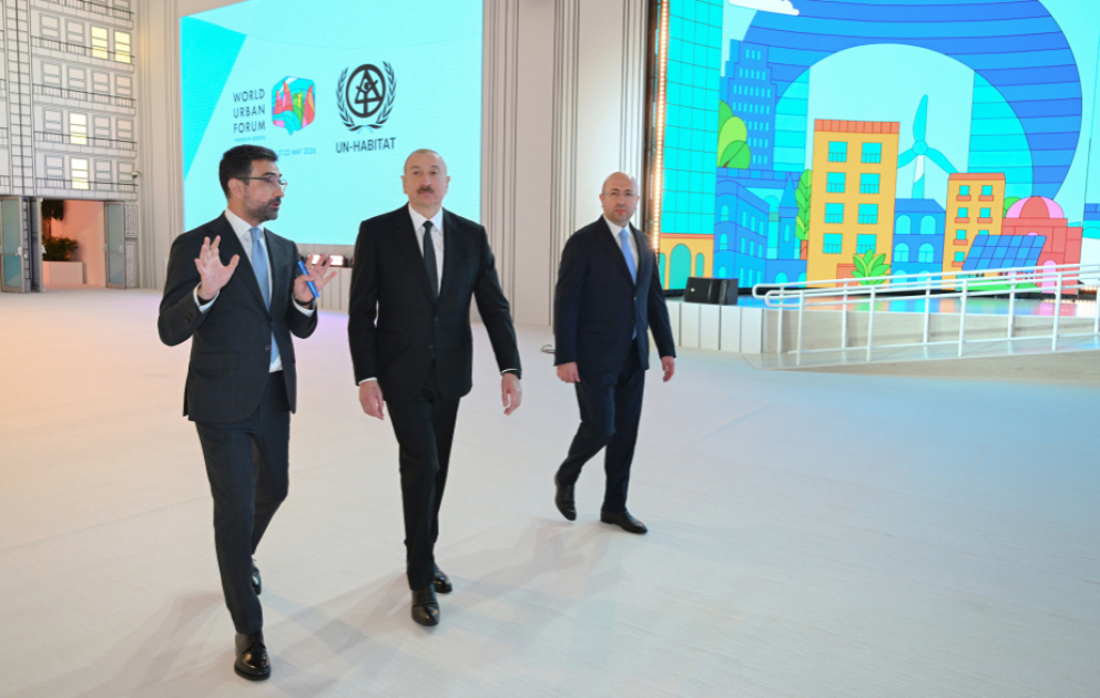Präsident Ilham Aliyev inspiziert am Olympiastadion Baku Vorbereitungsarbeiten für WUF13 VIDEO