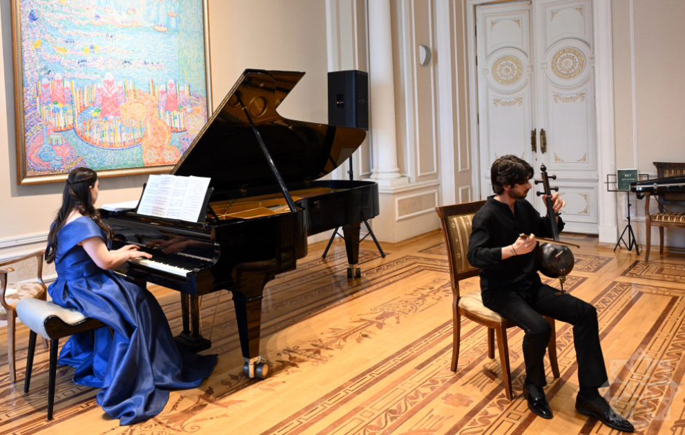 Heydər Əliyev təqaüdçülərinin ilk birgə konserti VİDEO