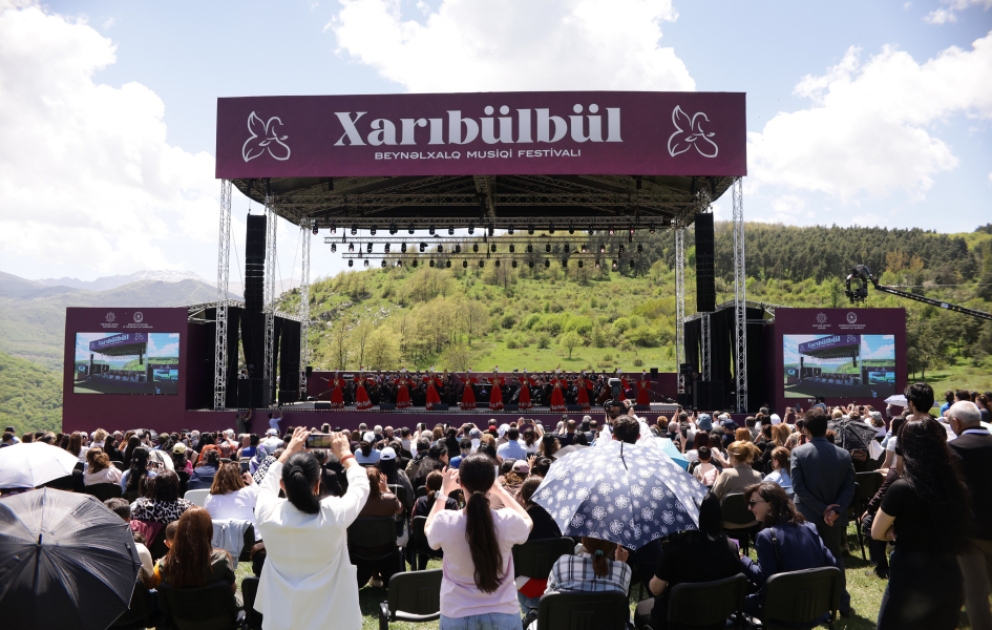Şuşada “Xarıbülbül” IX Beynəlxalq Musiqi Festivalı keçirilir - YENİLƏNİB VİDEO