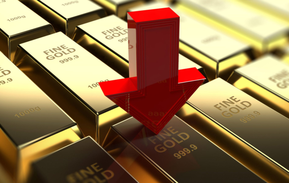 Gold falls by $113 in global market VIDEO