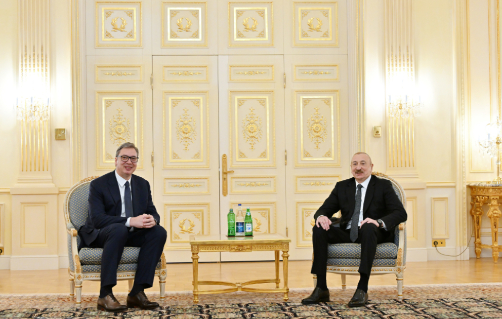 Präsident Ilham Aliyev trifft seinen serbischen Amtskollegen VIDEO
