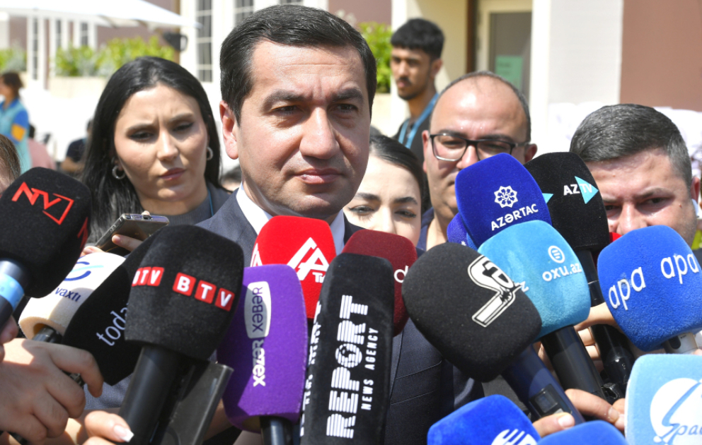 Hikmət Hacıyev: Azərbaycan beynəlxalq səviyyəli tədbirlərin keçirildiyi məkandır VİDEO