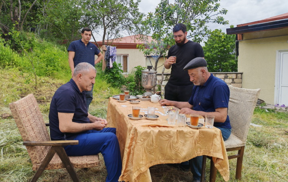 “Şadam ki, nəvələrim bu yerlərdə böyüyəcək” – Böyük Qaladərəsi kəndindən reportaj VİDEO