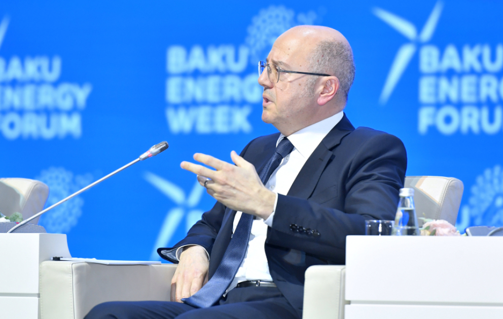 Pərviz Şahbazov: Artan geosiyasi gərginliklər və yaşıl keçid qlobal enerji mənzərəsini yenidən formalaşdırır VİDEO
