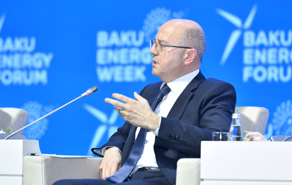 Pərviz Şahbazov: Mövcud enerji şəbəkələri bir çox hallarda artan tələbatı tam şəkildə qarşılamağa hazır deyil VİDEO