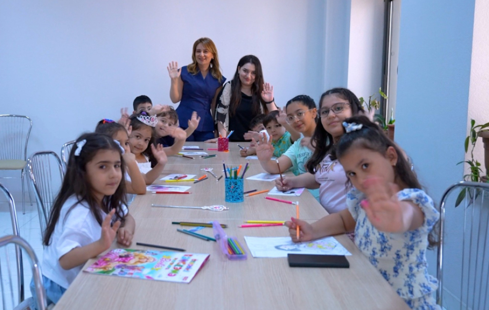 Uşaqların Beynəlxalq Müdafiəsi Günü münasibətilə AZƏRTAC balaca qonaqları üçün əyləncəli proqram təşkil edib VİDEO
