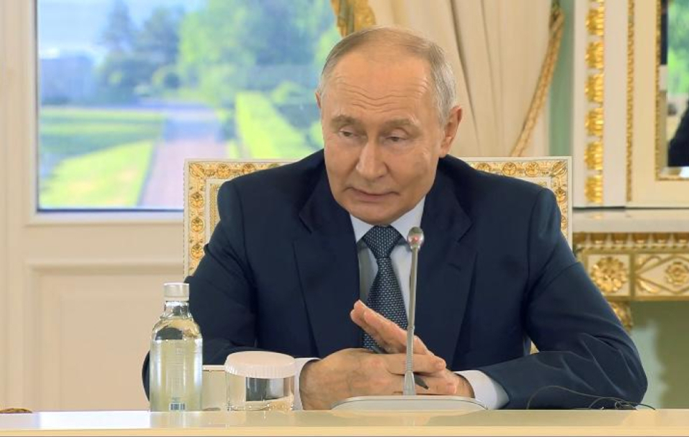Russischer Präsident dankt Präsident Ilham Aliyev für Unterstützung bei Lieferung humanitärer Hilfe in den Iran VIDEO
