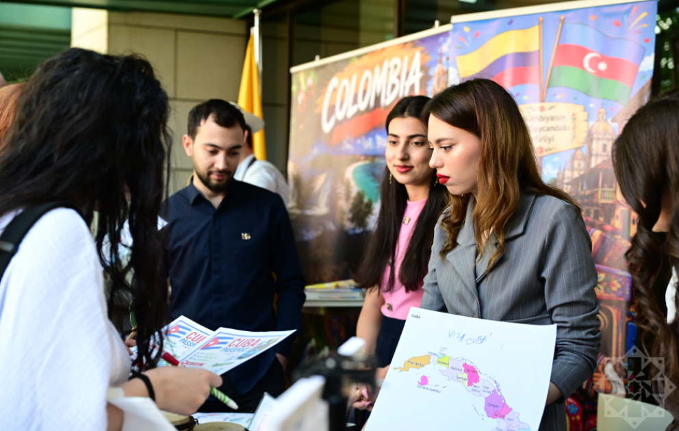 ADA Universitetində 40-dan çox ölkənin mədəniyyəti nümayiş olunub VİDEO