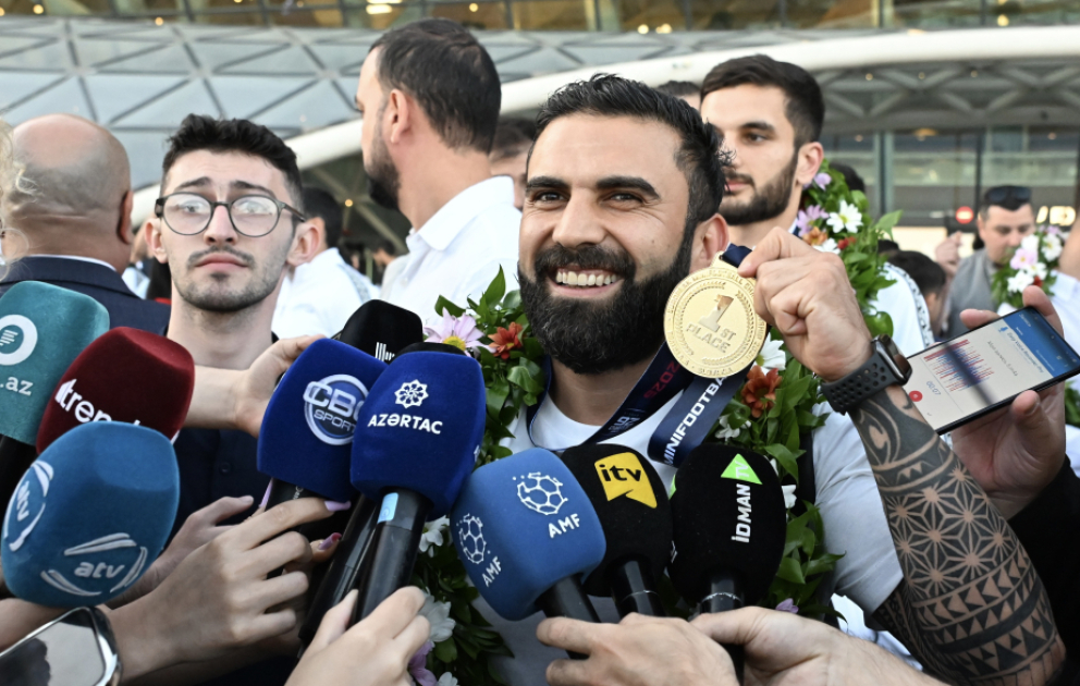 Millinin üzvü: Dünya çempionu olduğumuz üçün rəqiblər bizə qarşı xüsusi motivasiya ilə oynayırdılar VİDEO