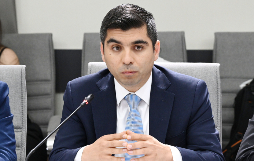 Nazir müavini: Bir çox valideyn uşağının sosial şəbəkədən istifadəsinə nəzarət edə bilmir VİDEO