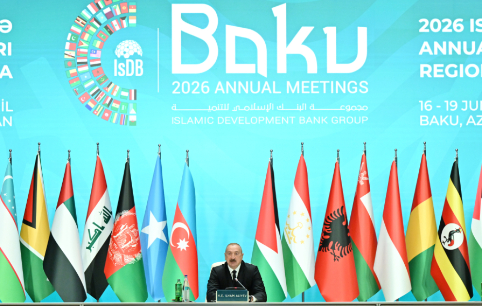 Prezident İlham Əliyev: Qlobal səhnədə güclü əlaqələri ilə Azərbaycan artıq mühüm iştirakçıya çevrilib VİDEO