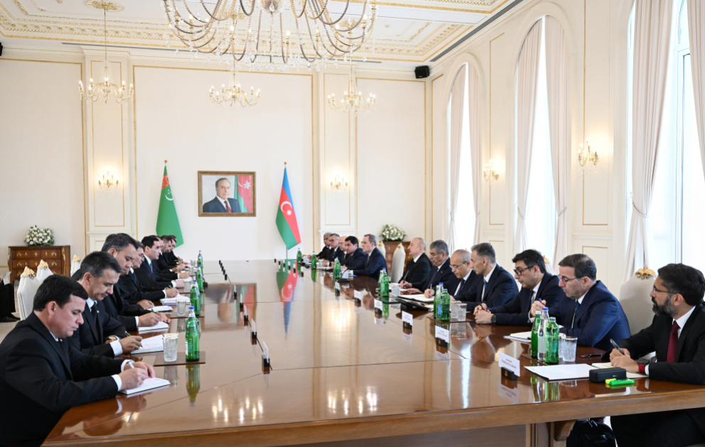 President Ilham Aliyev held expanded meeting with President of Turkmenistan VIDEO