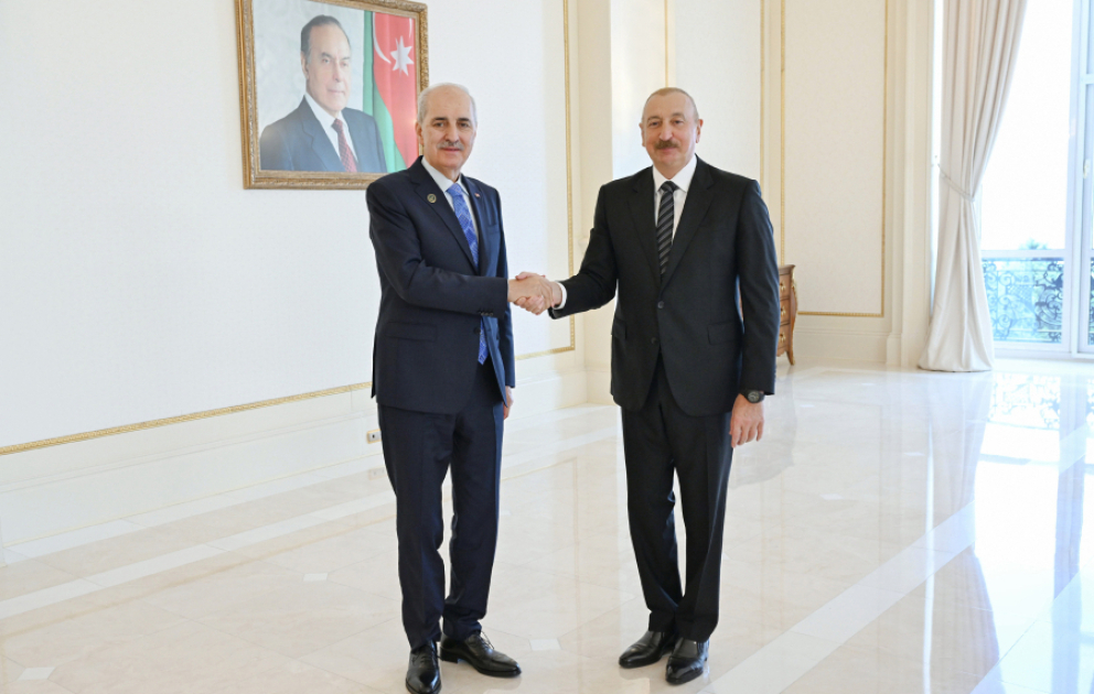 Präsident Ilham Aliyev empfängt Delegation um Vorsitzenden der Großen Nationalversammlung der Türkei VIDEO