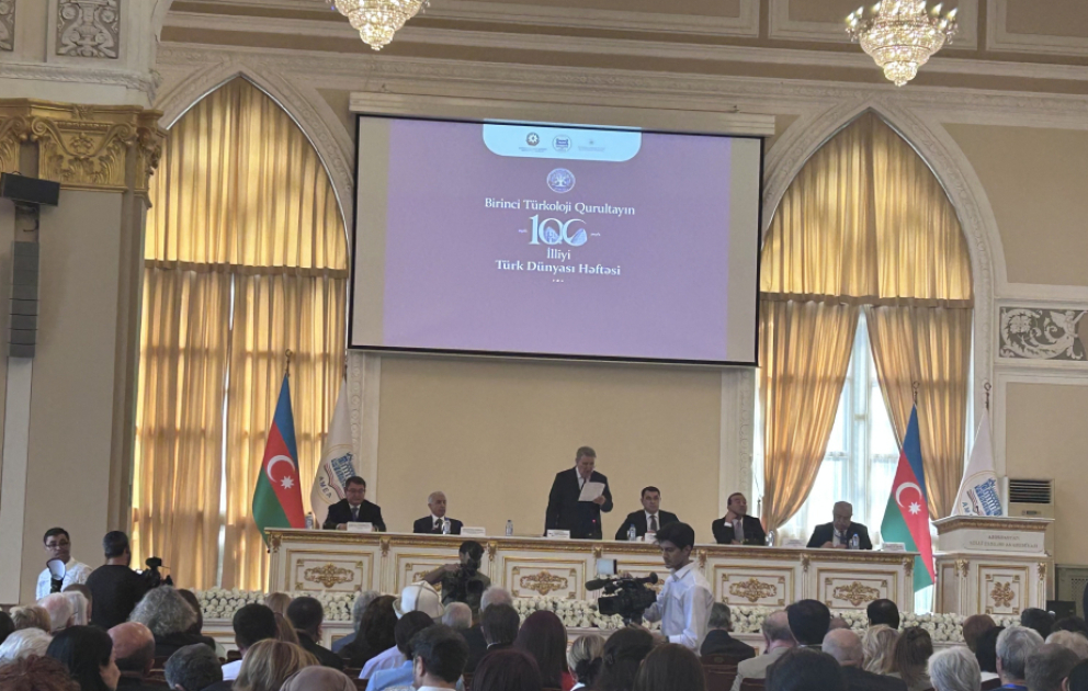 Bakıda “Birinci Türkoloji Qurultay: Yüz ilin elmi və mədəni irsi” mövzusunda beynəlxalq konqres davam edib – YENİLƏNİB VİDEO