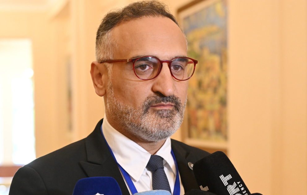 Taner Beyoğlu: Birinci Türkoloji Qurultaya həsr olunmuş nəşrlər ortaq birliyimizi gücləndirir VİDEO