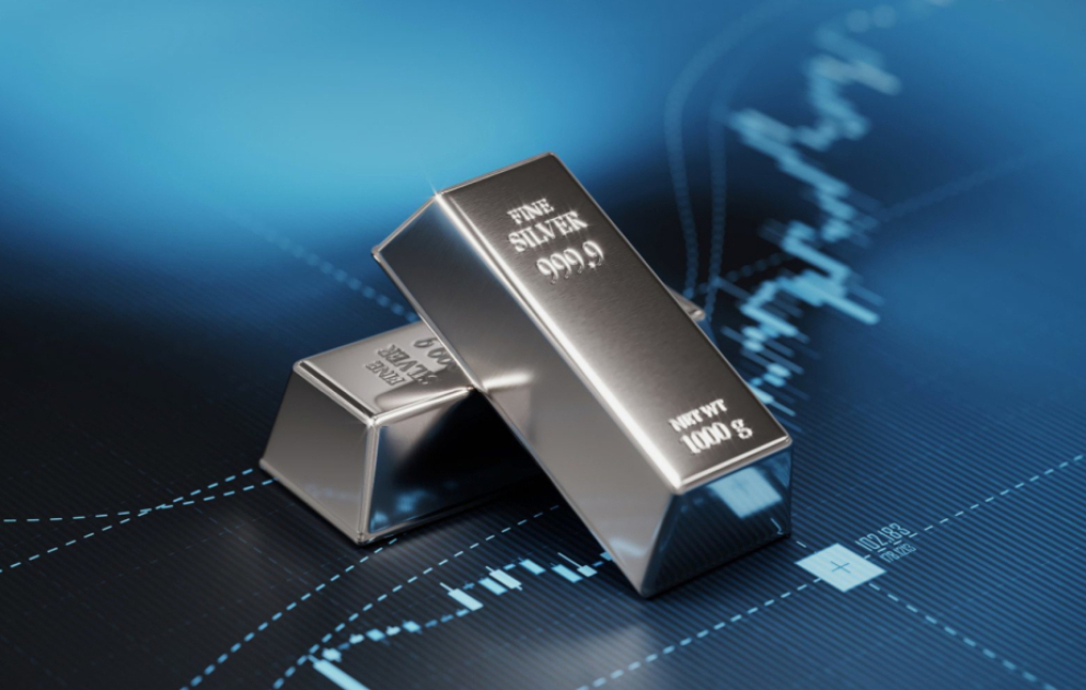 Silver prices surge in global markets VIDEO