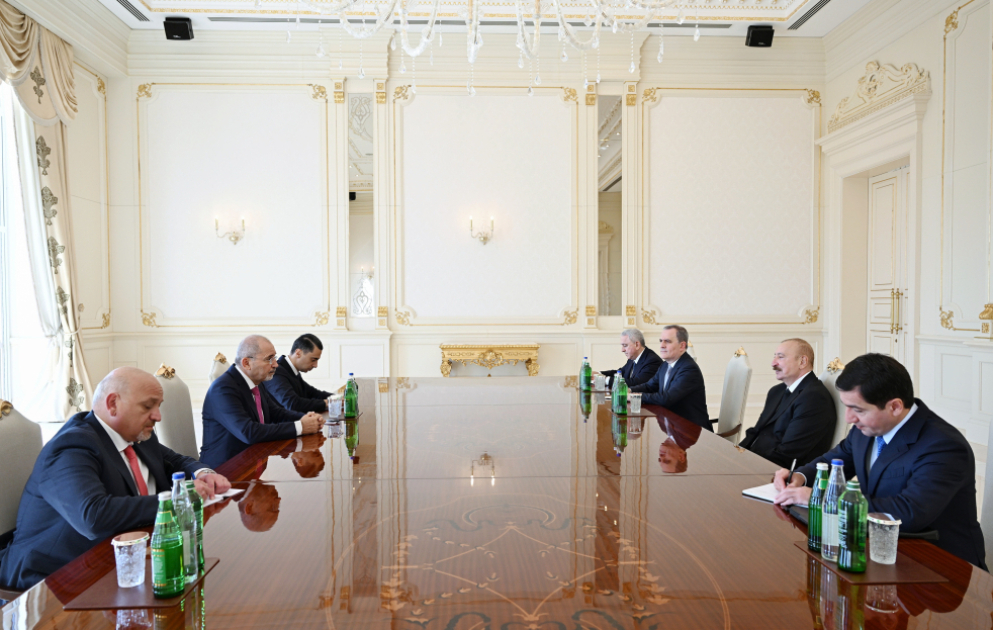 President Ilham Aliyev received Deputy Prime Minister and Minister of Foreign Affairs and Expatriates of Jordan VIDEO